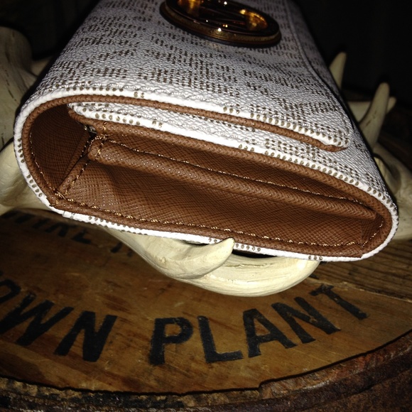 SOLD SOLD & Gold Saffiano Leather - Picture 3 of 8